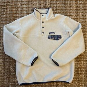 Patagonia Women’s Lightweight Synchilla® Snap-T® Fleece Pullover